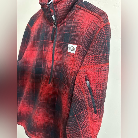 The North Face Tsillan Men's 1/4-Zip Fleece Pullover - Picture 4 of 7